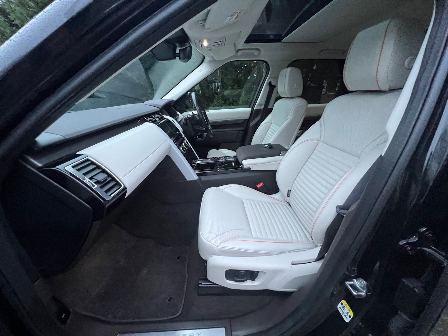 Used Land Rover Discovery 2018 for sale - 77721576: Photo 18