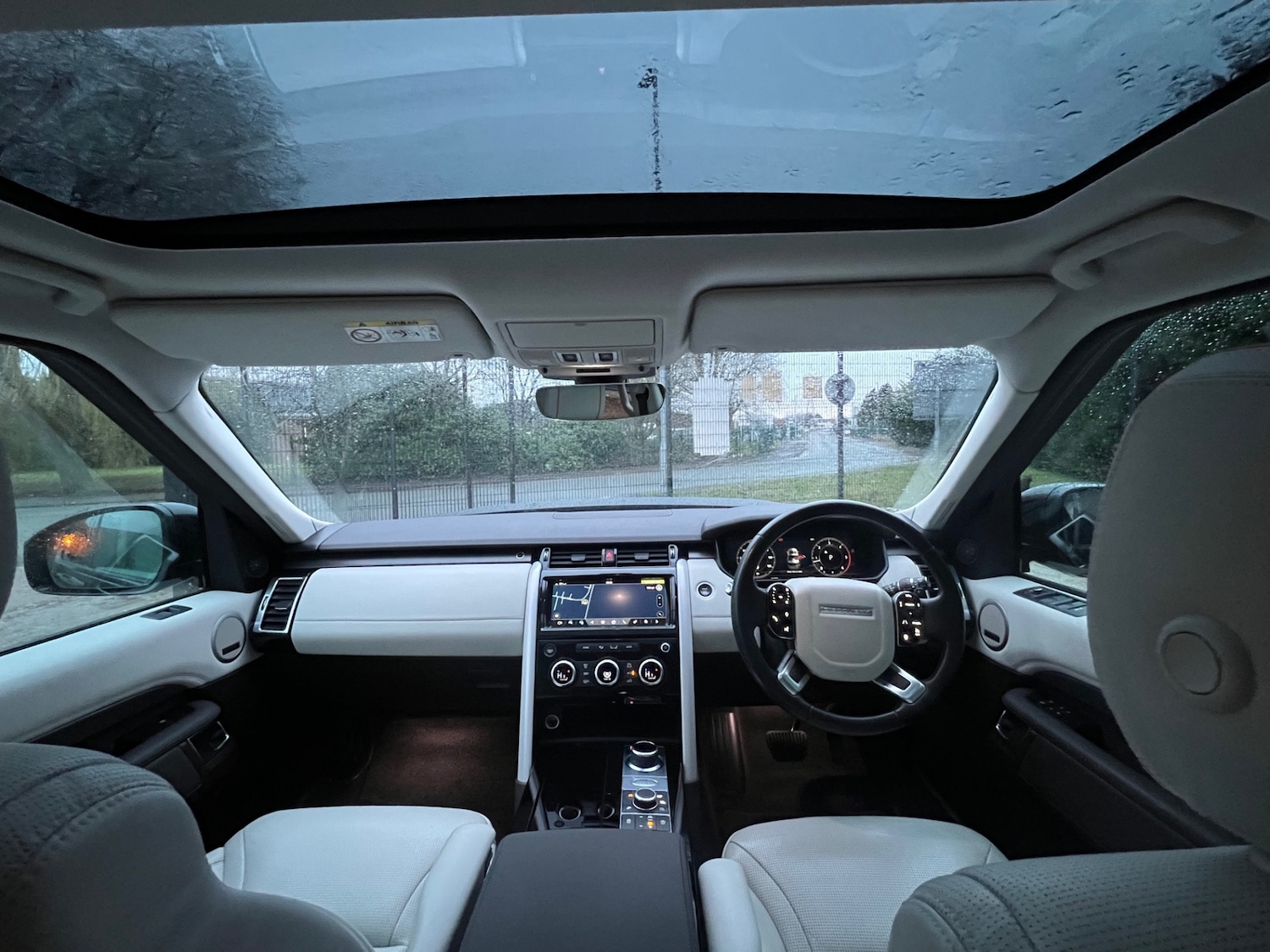 Used Land Rover Discovery 2018 for sale - 77721576: Photo 29