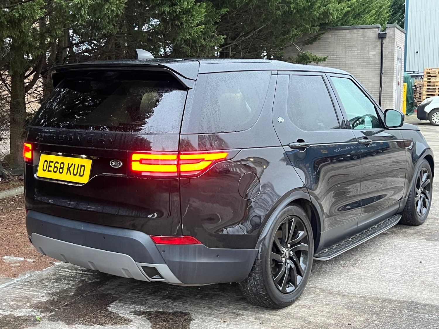 Used Land Rover Discovery 2018 for sale - 77721576: Photo 8