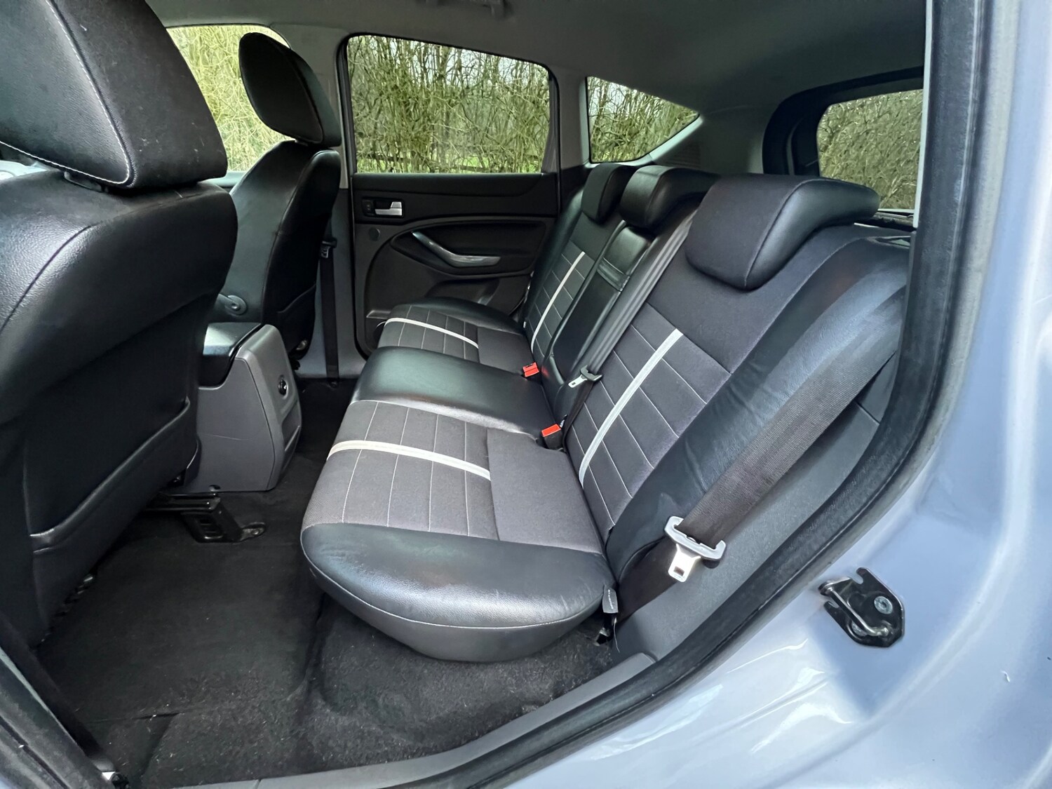 Used Ford Kuga 2011 for sale - 77370766: Photo 15