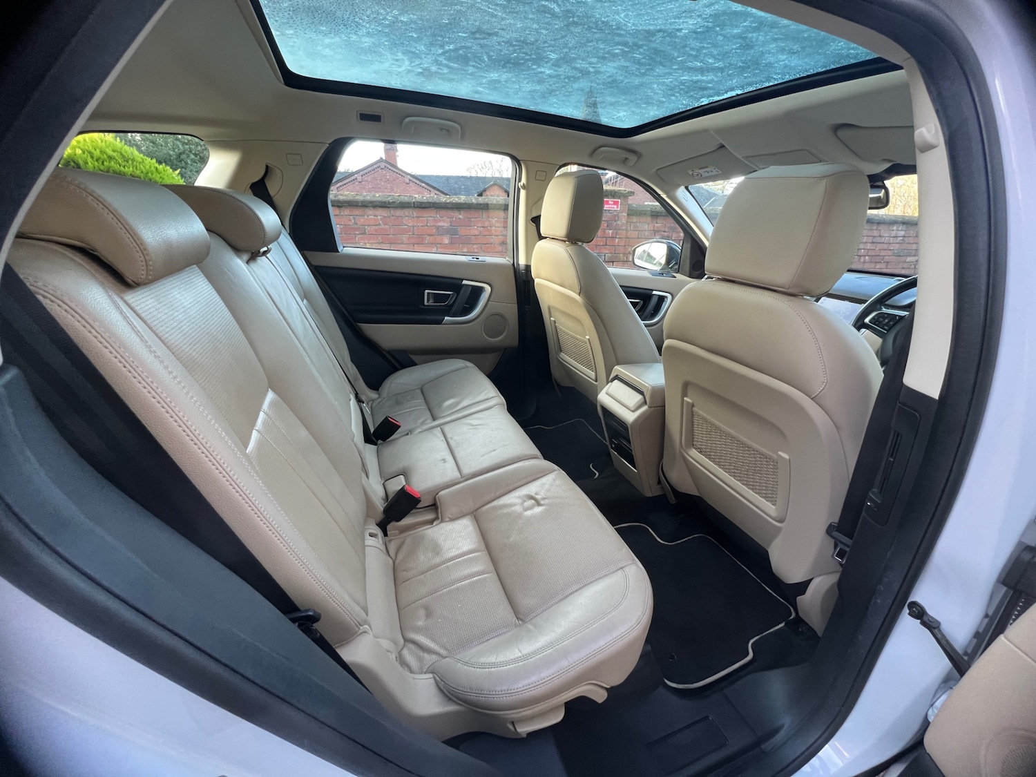 Used Land Rover Discovery Sport 2018 for sale - 76894950: Photo 13