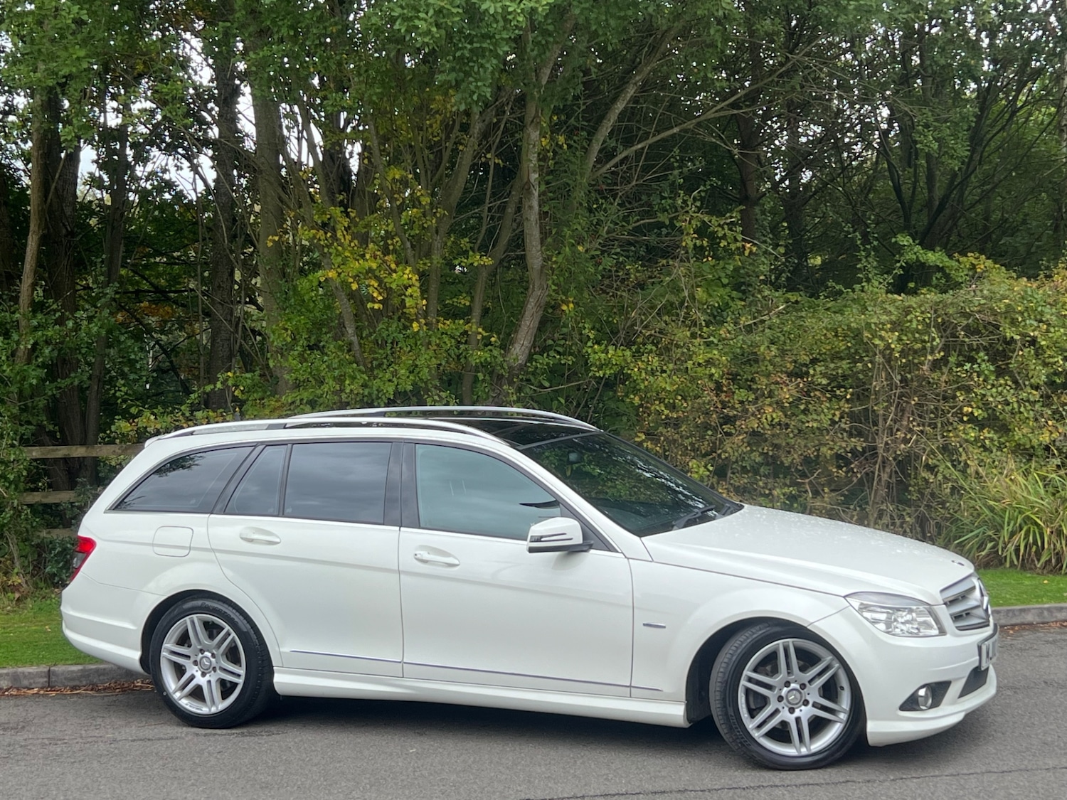 Used Mercedes-Benz C Class 2010 for sale - 76130377: Photo 20