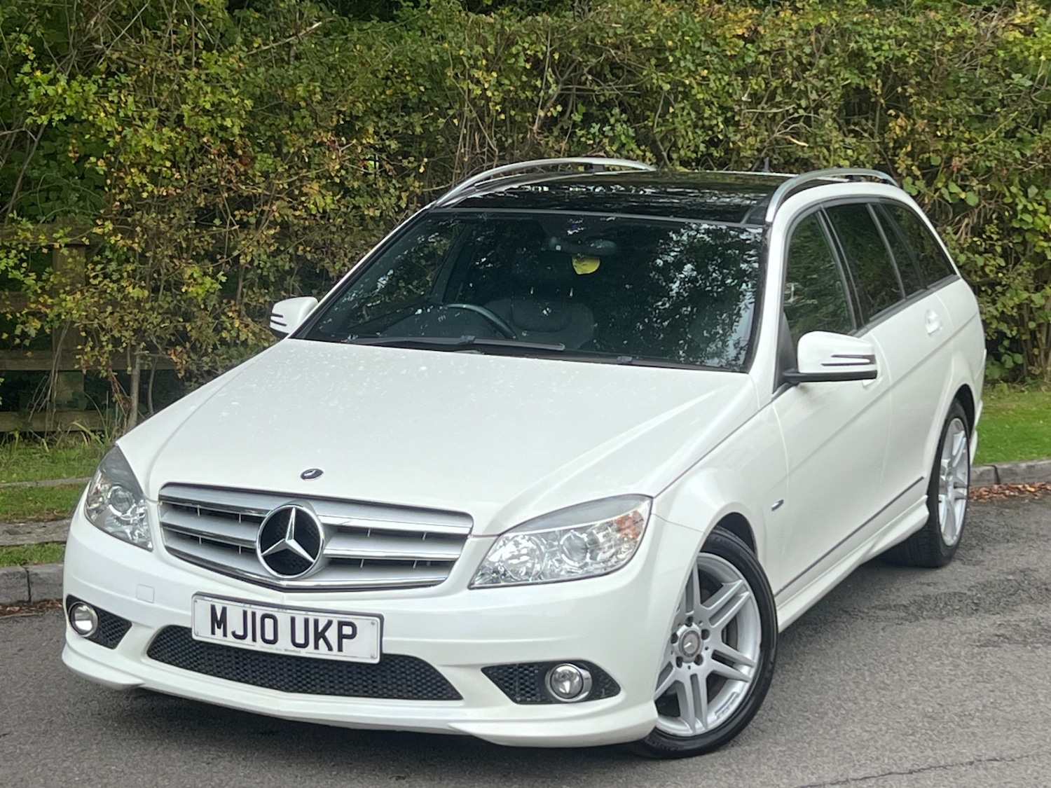 Used Mercedes-Benz C Class 2010 for sale - 76130377: Photo 4