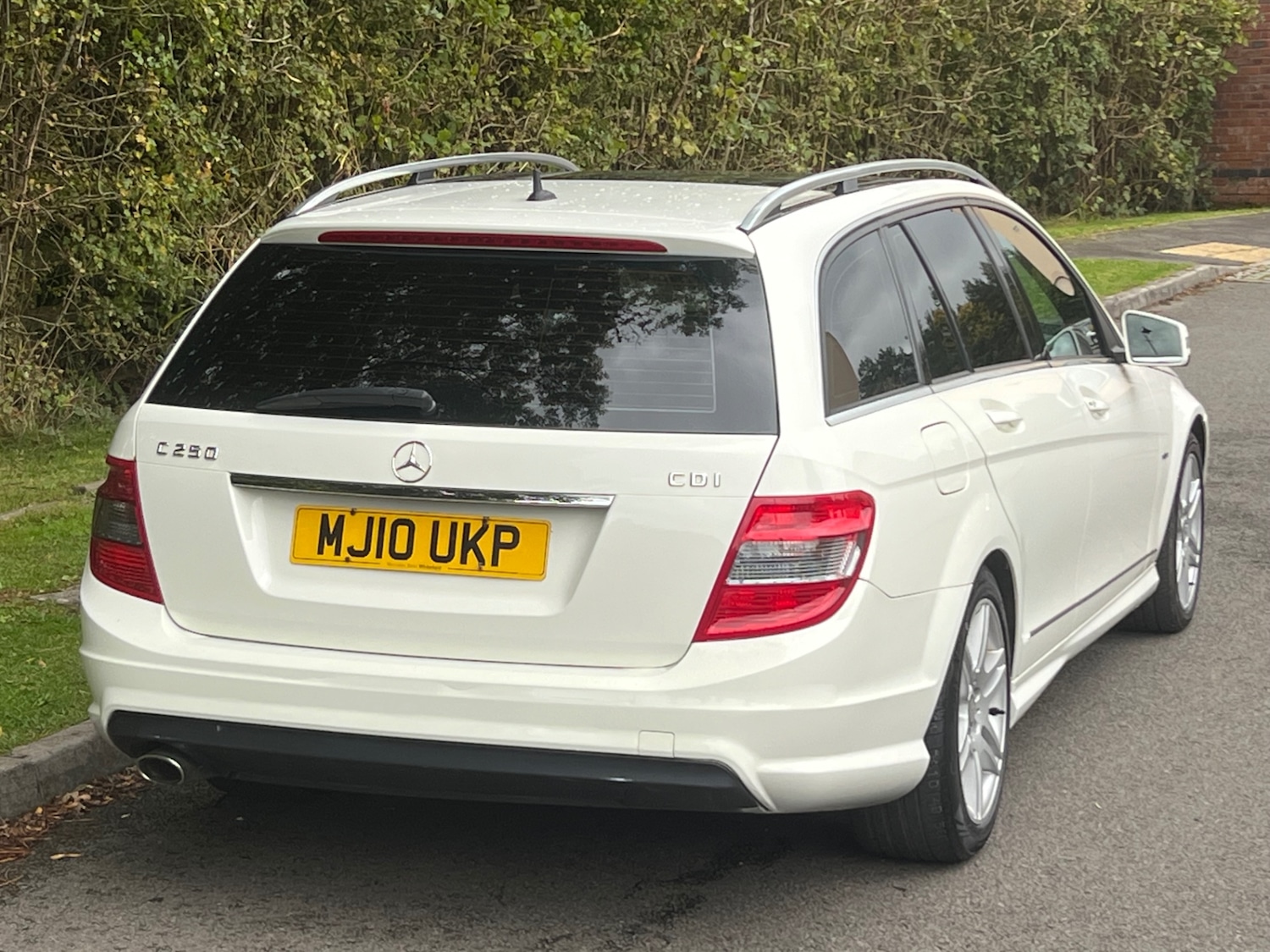 Used Mercedes-Benz C Class 2010 for sale - 76130377: Photo 8