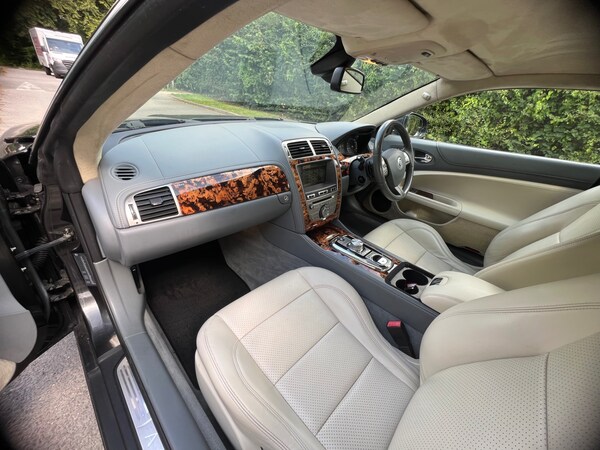 Used Jaguar XK 2011 for sale - 75608507: Photo 15