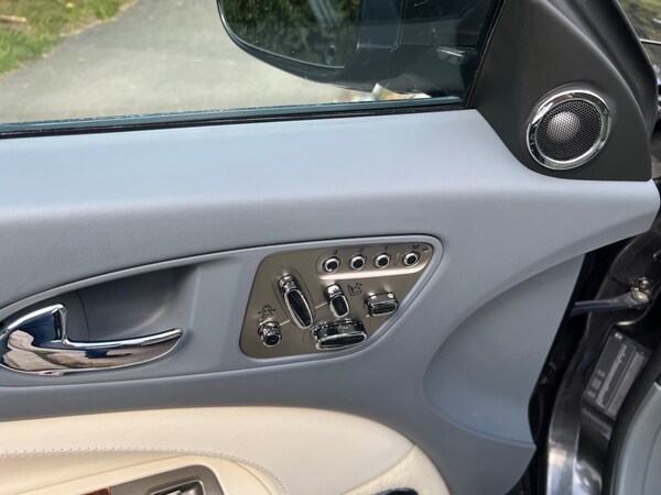 Used Jaguar XK 2011 for sale - 75608507: Photo 18