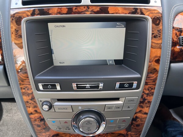 Used Jaguar XK 2011 for sale - 75608507: Photo 20