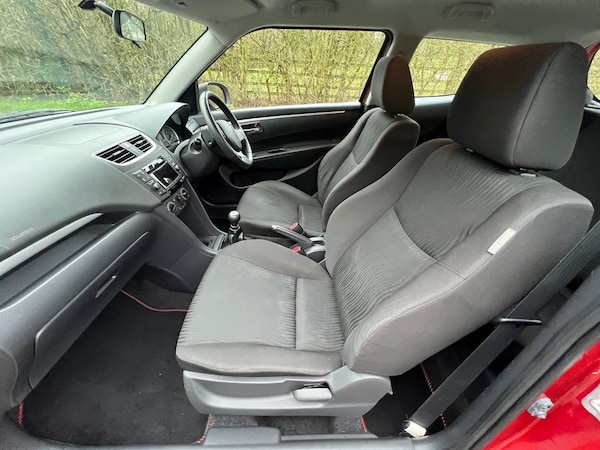 Used Suzuki Swift 2012 for sale - 73193275: Photo 11
