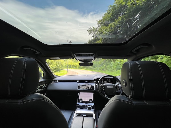 Used Land Rover Range Rover Velar 2017 for sale - 74938786: Photo 17