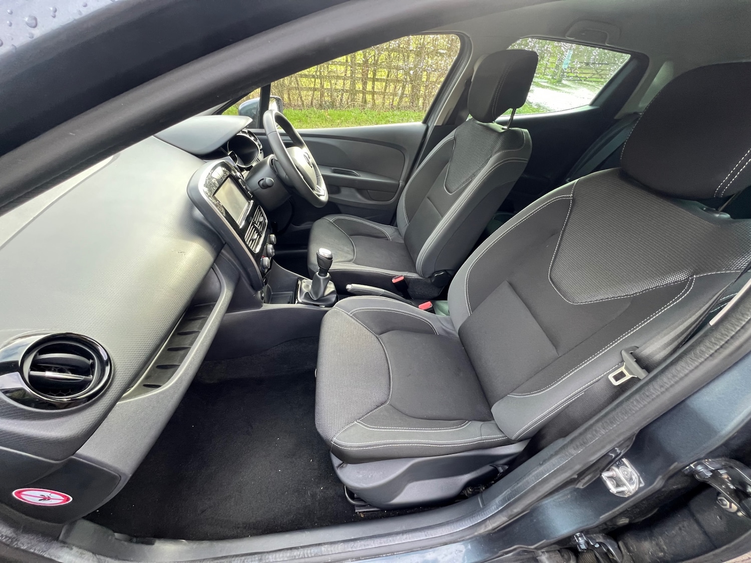 Used Renault Clio 2018 for sale - 77567457: Photo 12