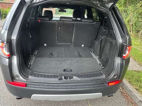 Used Land Rover Discovery Sport 2015 for sale - 76177212: Photo 10