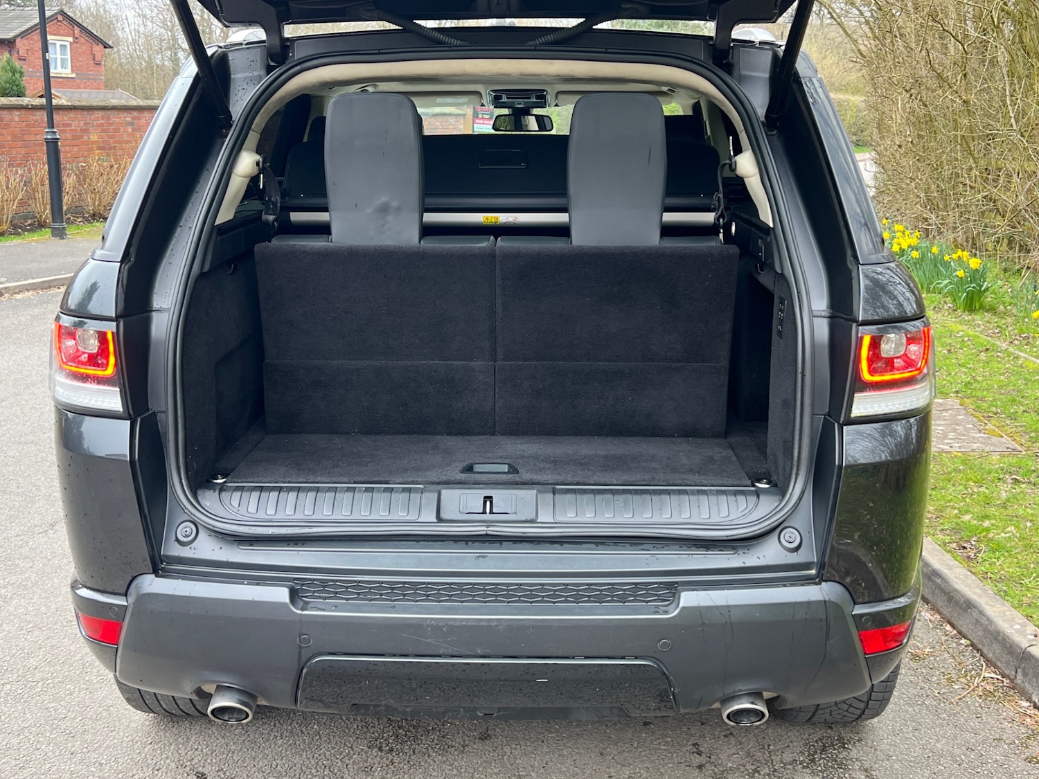 Used Land Rover Range Rover Sport 2015 for sale - 77682217: Photo 10