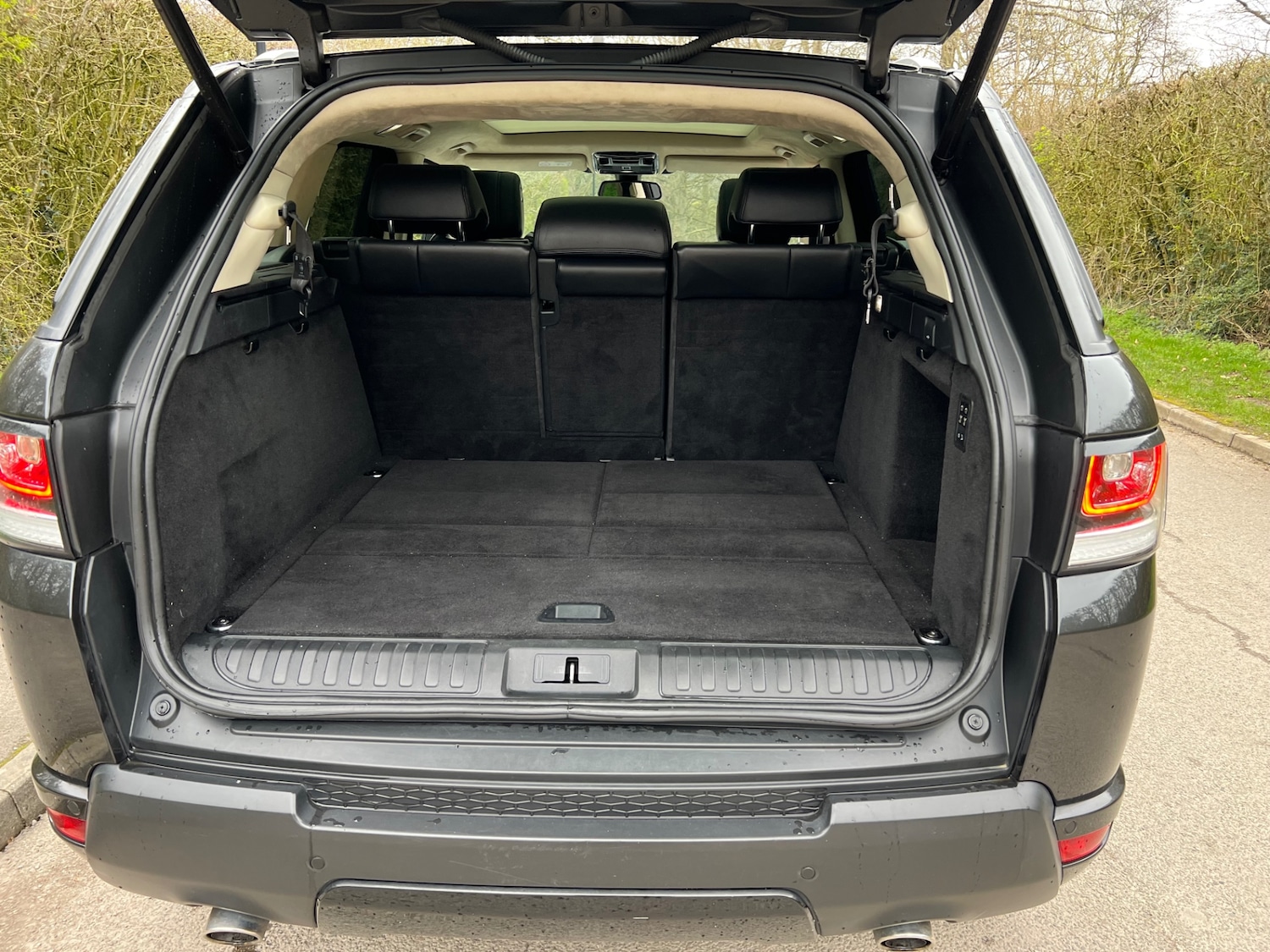 Used Land Rover Range Rover Sport 2015 for sale - 77682217: Photo 12