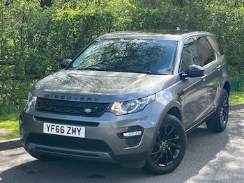 Used Land Rover Discovery Sport 2016 for sale - 78300757: Photo