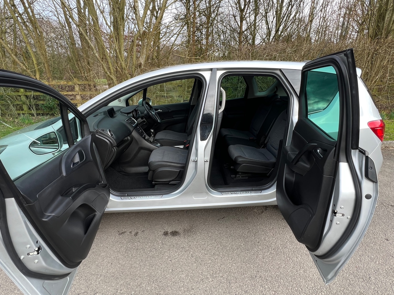 Used Vauxhall Meriva 2016 for sale - 77669462: Photo 11