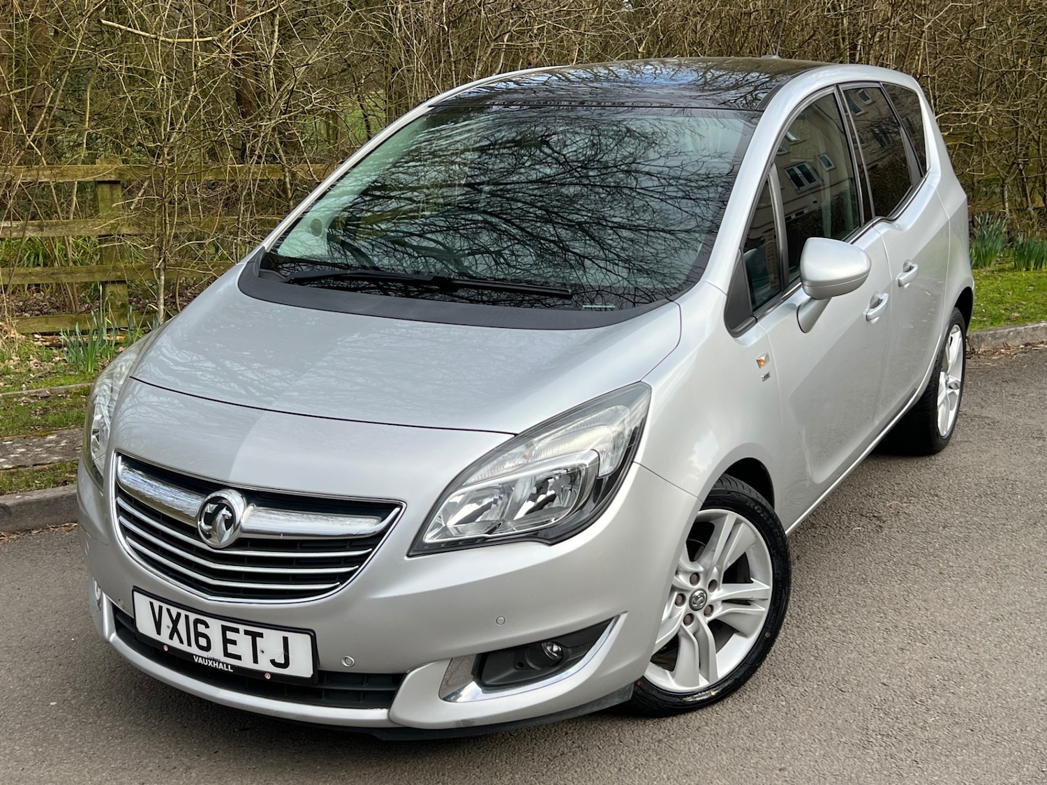 Used Vauxhall Meriva 2016 for sale - 77669462: Photo 2