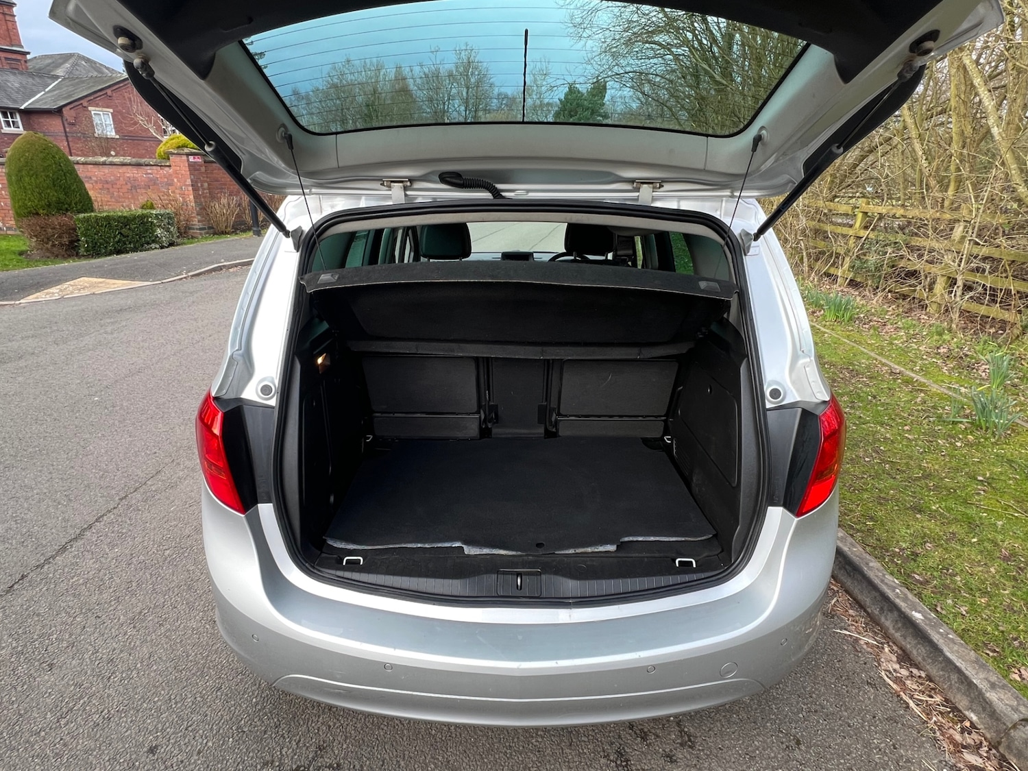 Used Vauxhall Meriva 2016 for sale - 77669462: Photo 9