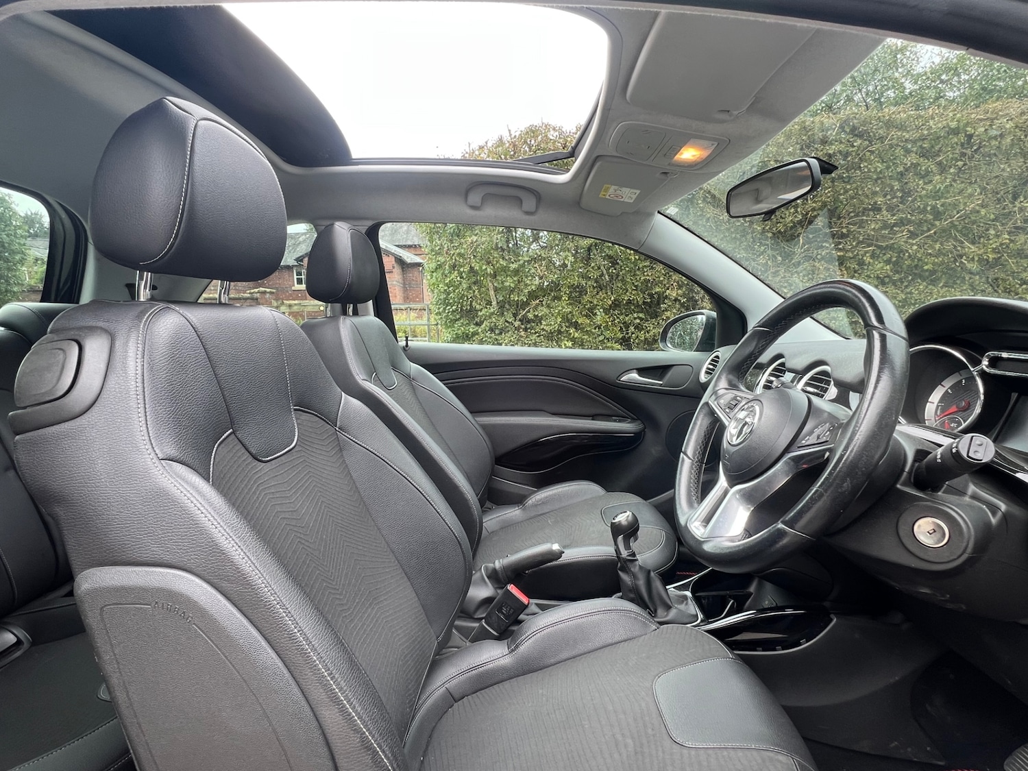 Used Vauxhall Adam 2015 for sale - 76082878: Photo 12