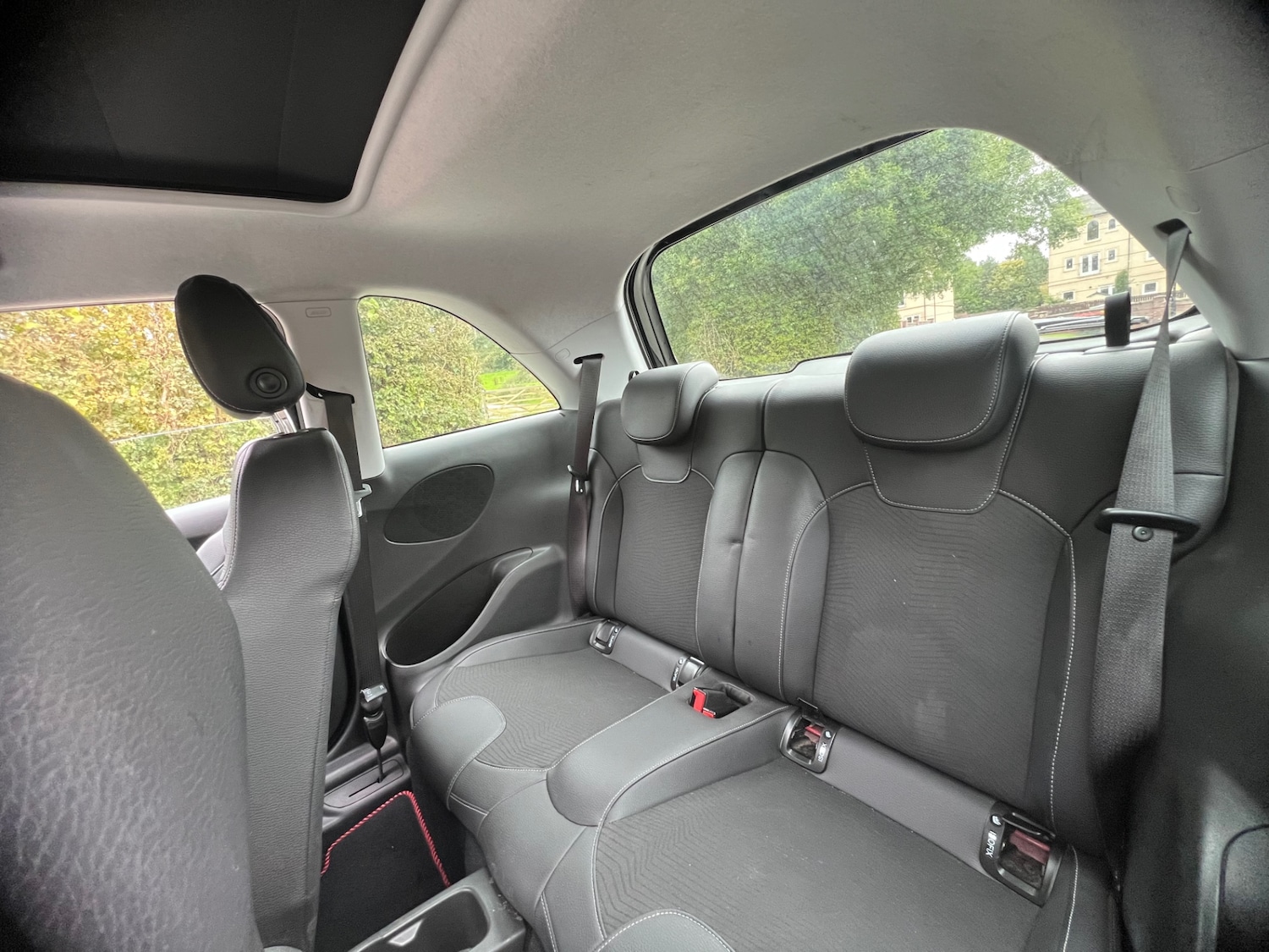 Used Vauxhall Adam 2015 for sale - 76082878: Photo 21