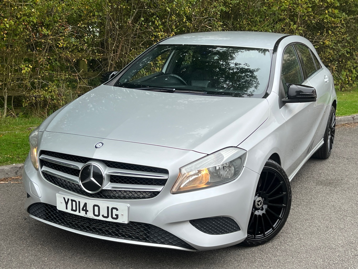 Used Mercedes-Benz A-Class 2014 for sale - 76249942: Photo 2