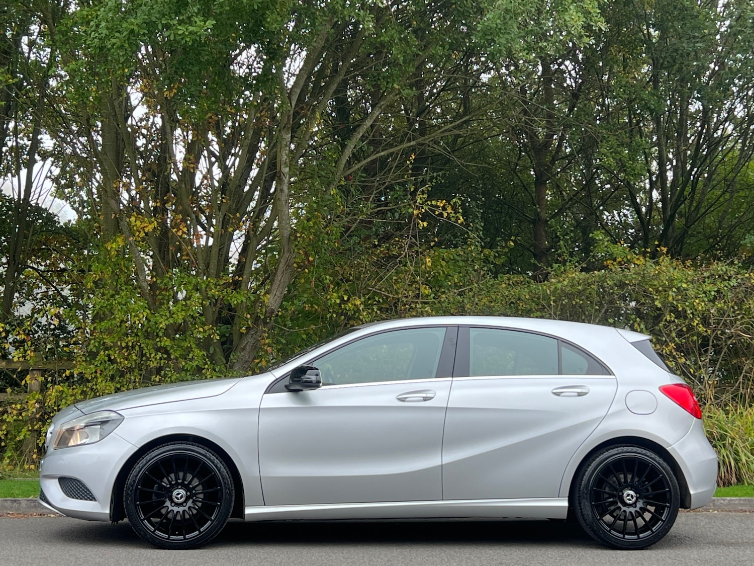 Used Mercedes-Benz A-Class 2014 for sale - 76249942: Photo 6