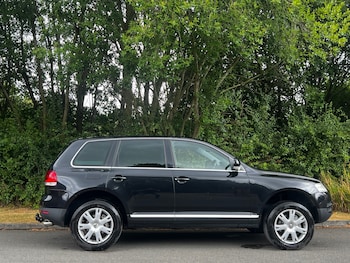 Used Volkswagen Touareg 2005 for sale - 79328312: Photo
