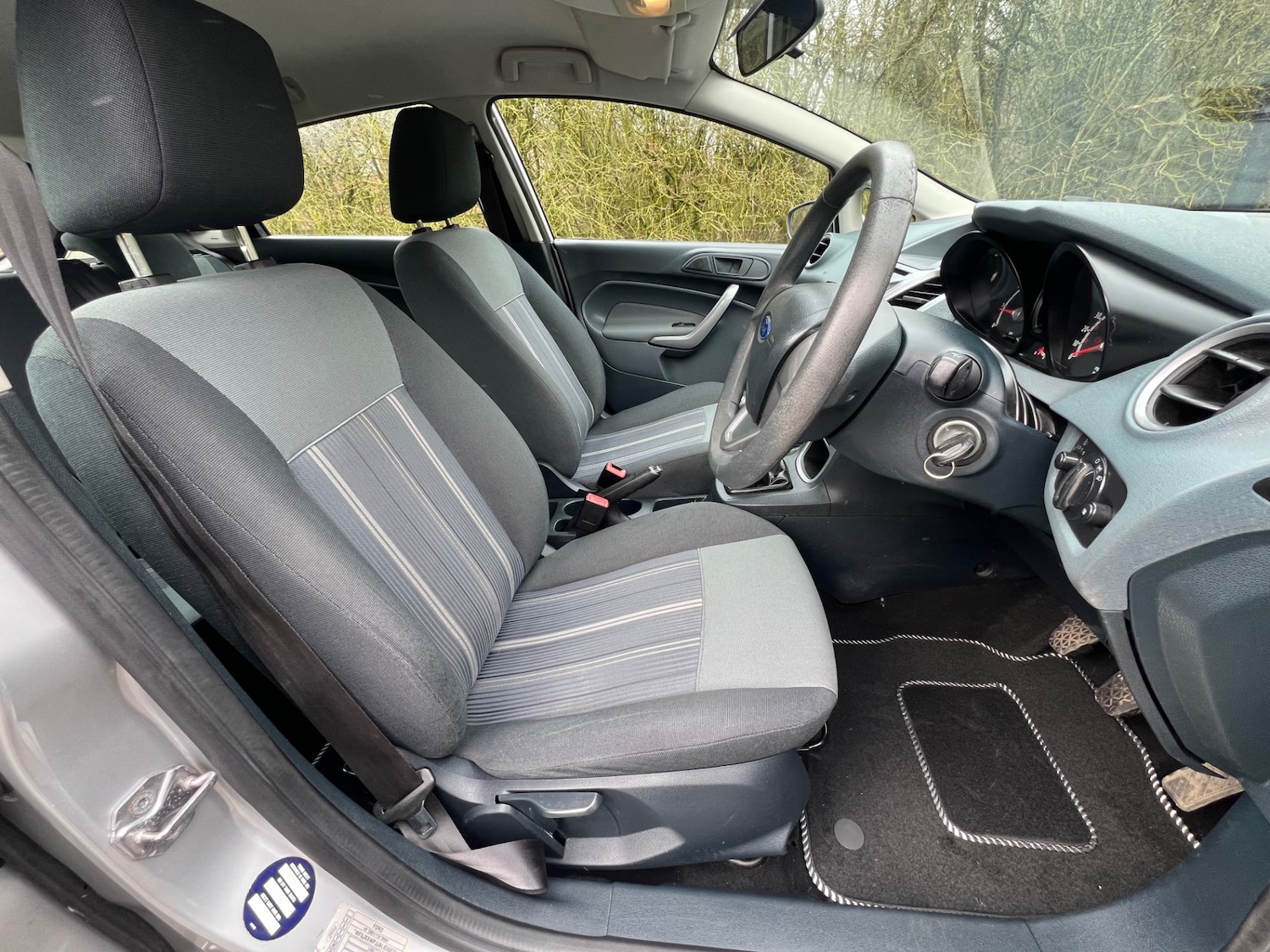 Used Ford Fiesta 2010 for sale - 77502289: Photo 11