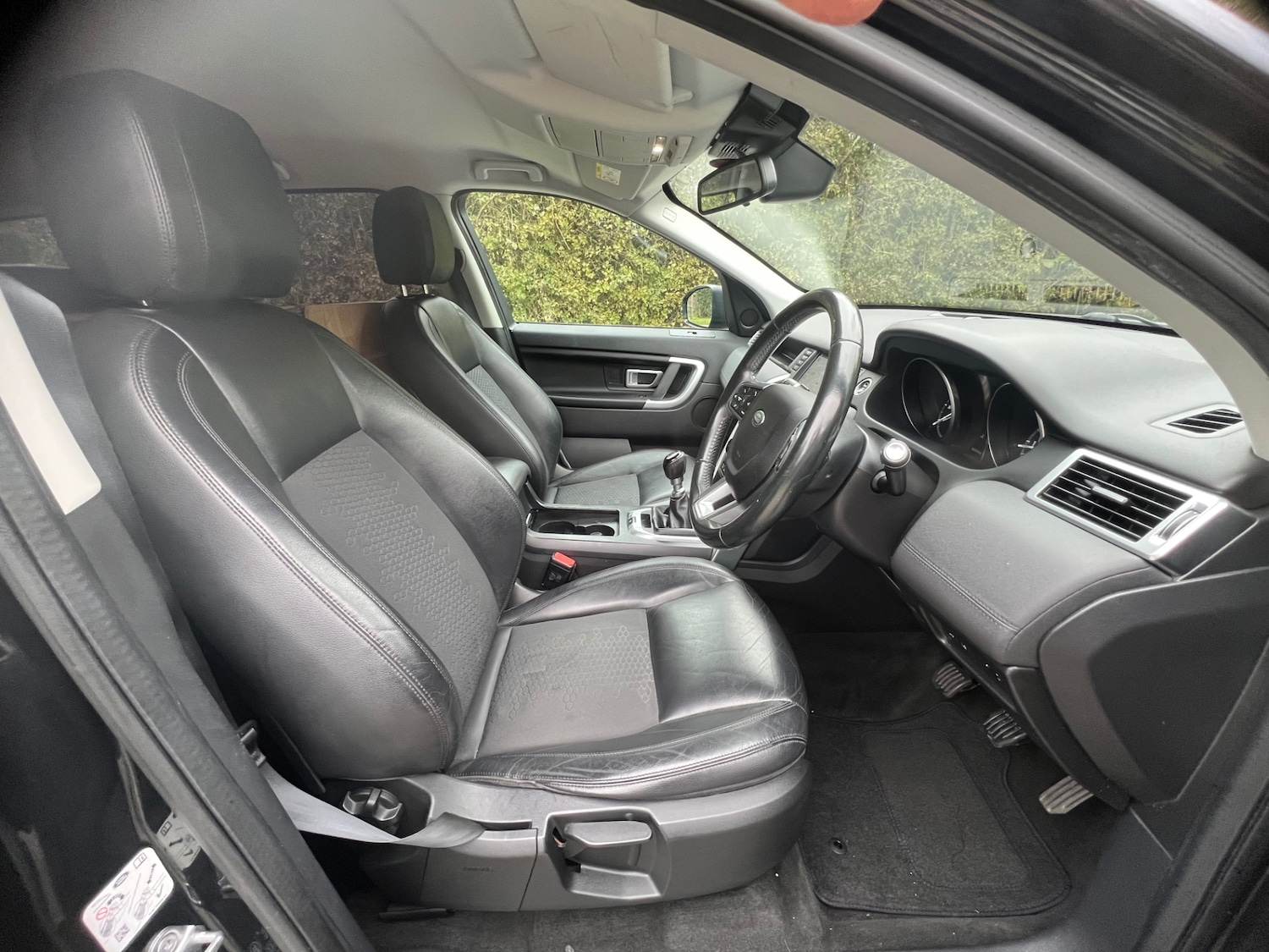 Used Land Rover Discovery Sport 2017 for sale - 76082888: Photo 11