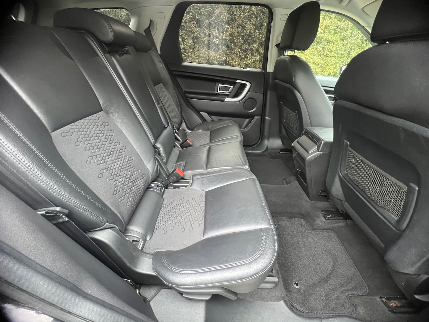 Used Land Rover Discovery Sport 2017 for sale - 76082888: Photo 13