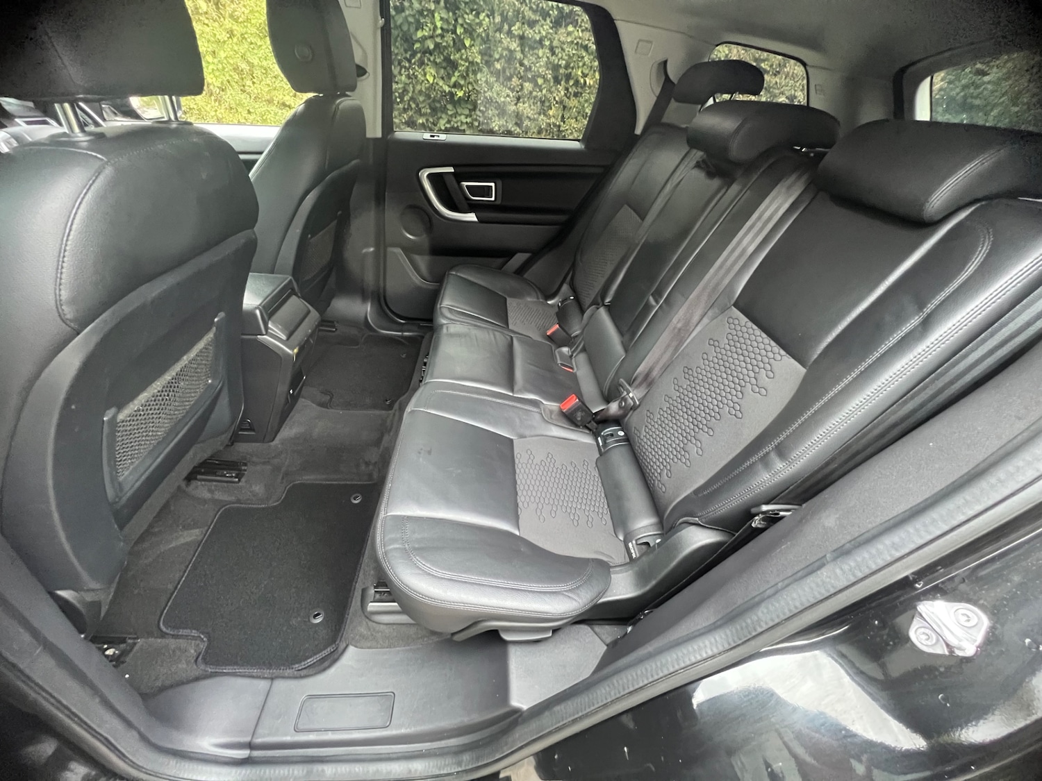 Used Land Rover Discovery Sport 2017 for sale - 76082888: Photo 14