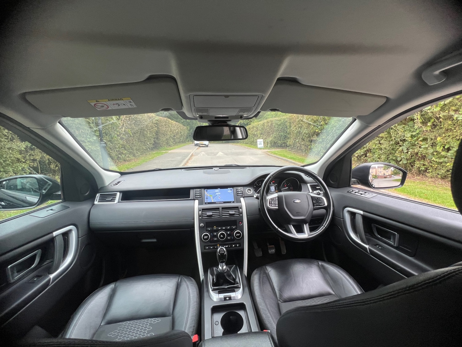 Used Land Rover Discovery Sport 2017 for sale - 76082888: Photo 16