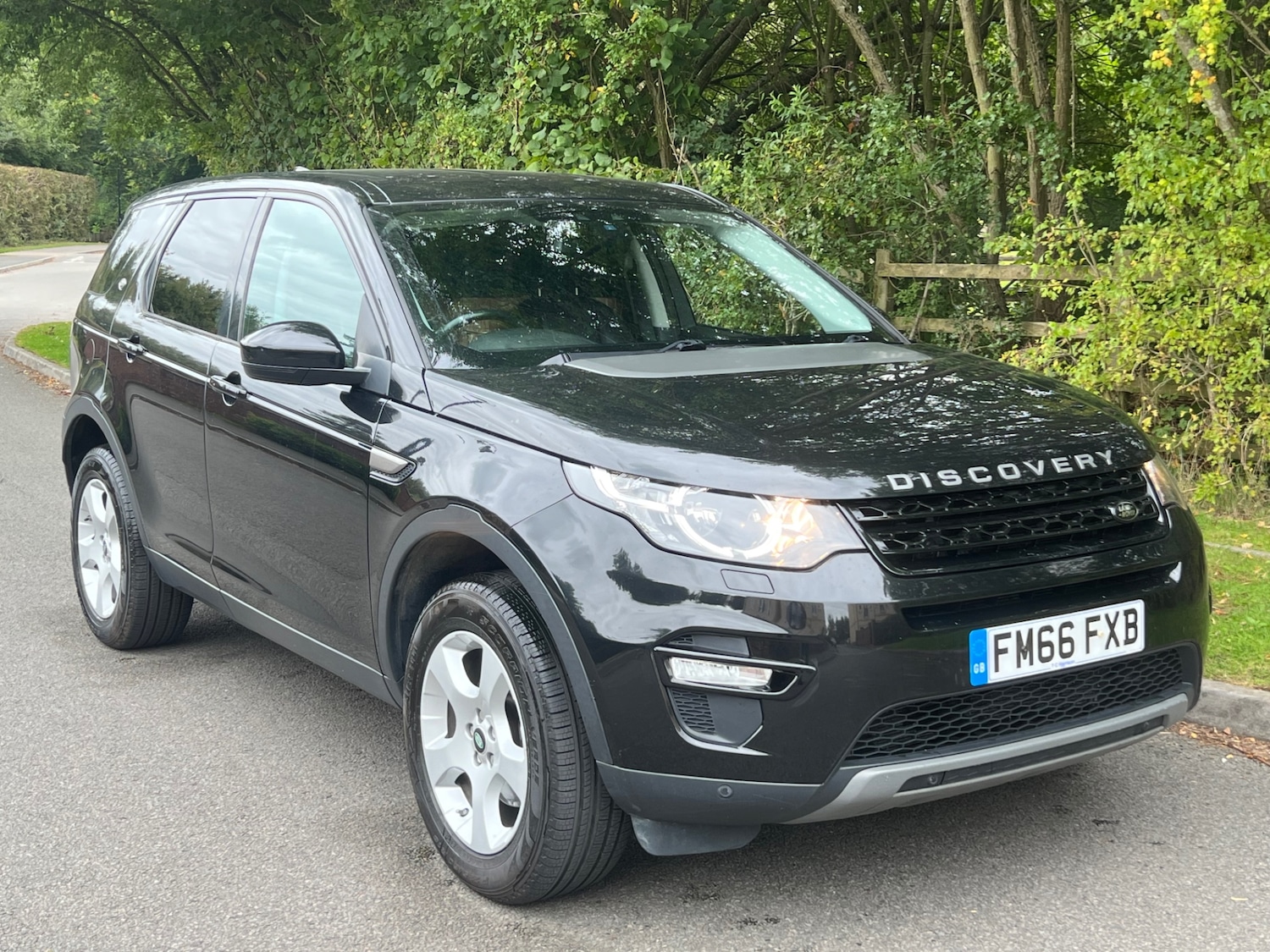 Used Land Rover Discovery Sport 2017 for sale - 76082888: Photo 22