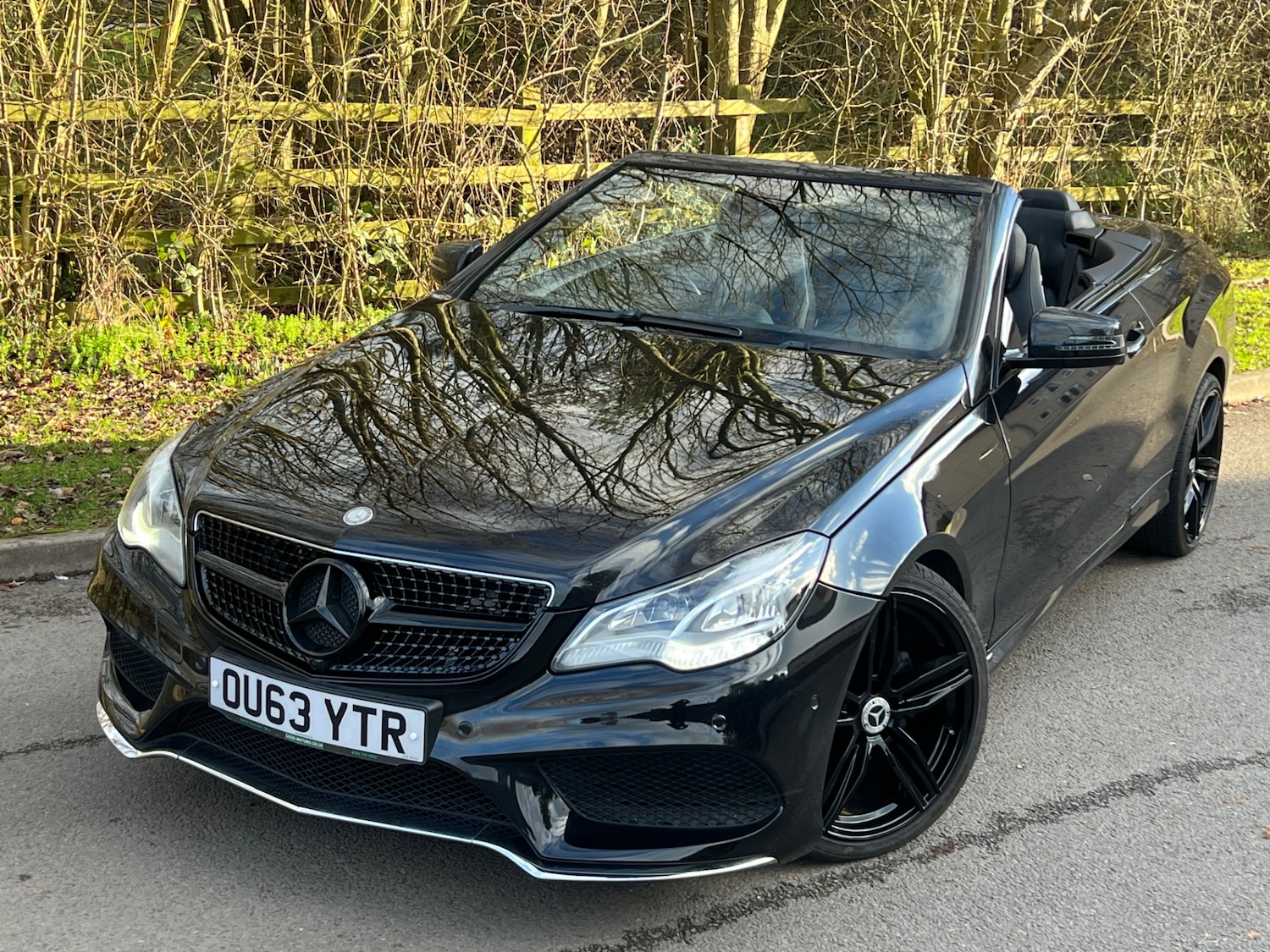 Used Mercedes-Benz E Class 2013 for sale - 77049379: Photo 2