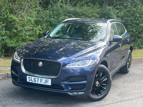 Used Jaguar F-Pace 2017 for sale - 75731479: Photo 2