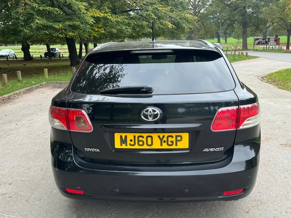 Used Toyota Avensis 2010 for sale - 76270408: Photo 5
