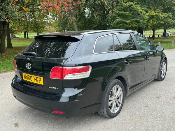 Used Toyota Avensis 2010 for sale - 76270408: Photo 6