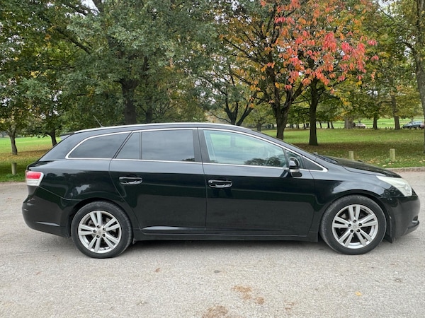 Used Toyota Avensis 2010 for sale - 76270408: Photo 7