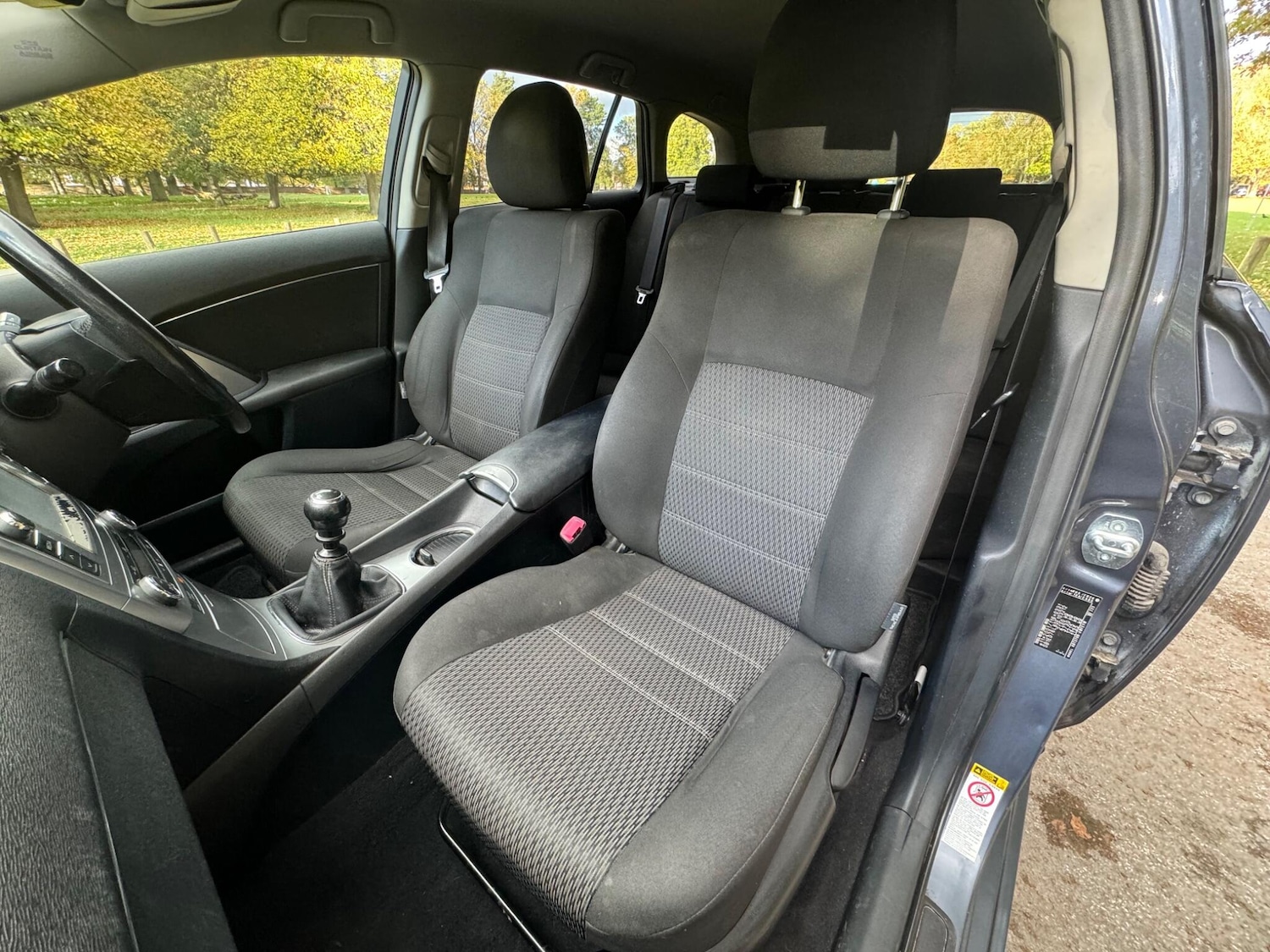 Used Toyota Avensis 2012 for sale - 76409213: Photo 12