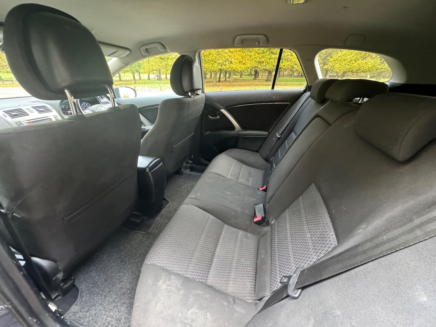 Used Toyota Avensis 2012 for sale - 76409213: Photo 14