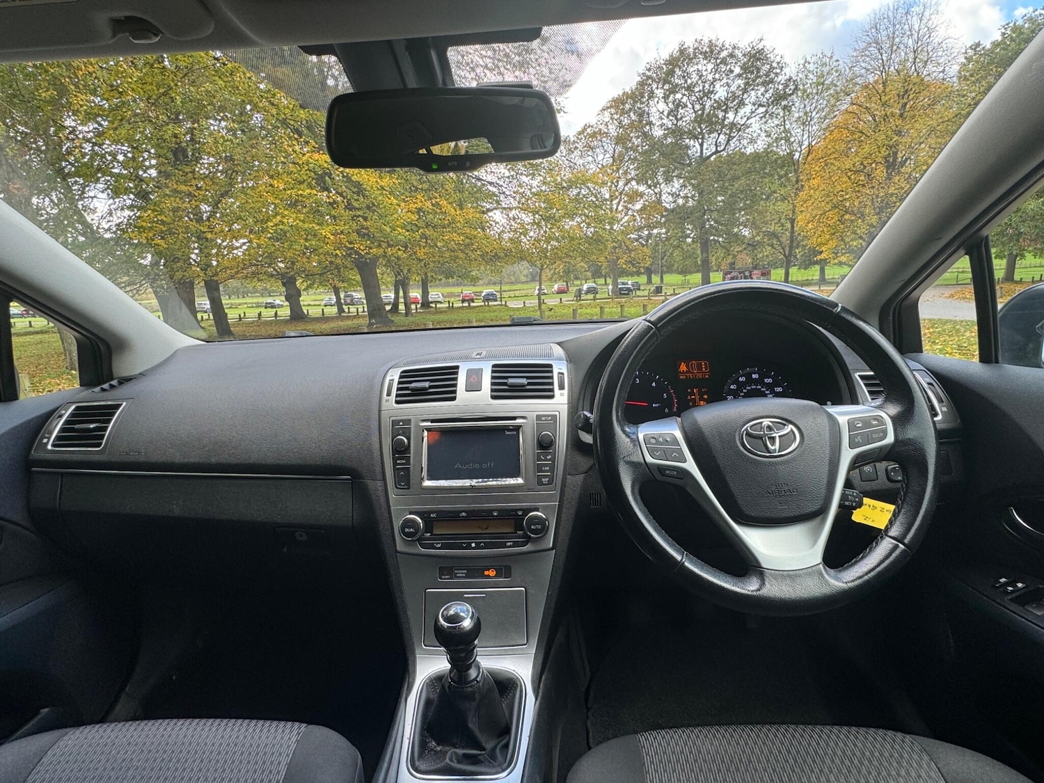 Used Toyota Avensis 2012 for sale - 76409213: Photo 17