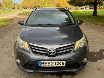 Used Toyota Avensis 2012 for sale - 76409213: Photo