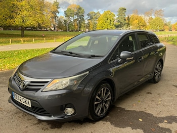 Used Toyota Avensis 2012 for sale - 76409213: Photo