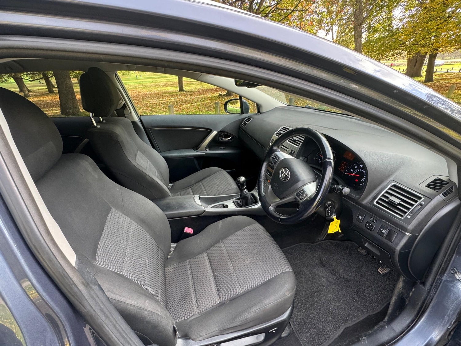 Used Toyota Avensis 2012 for sale - 76409213: Photo 9