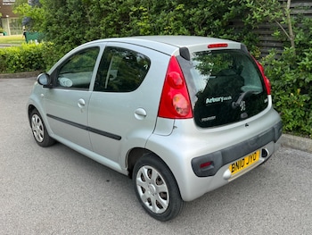 Used Peugeot 107 2010 for sale - 78675378: Photo