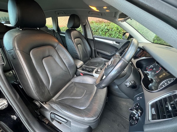 Used Audi A4 2012 for sale - 76337151: Photo 10