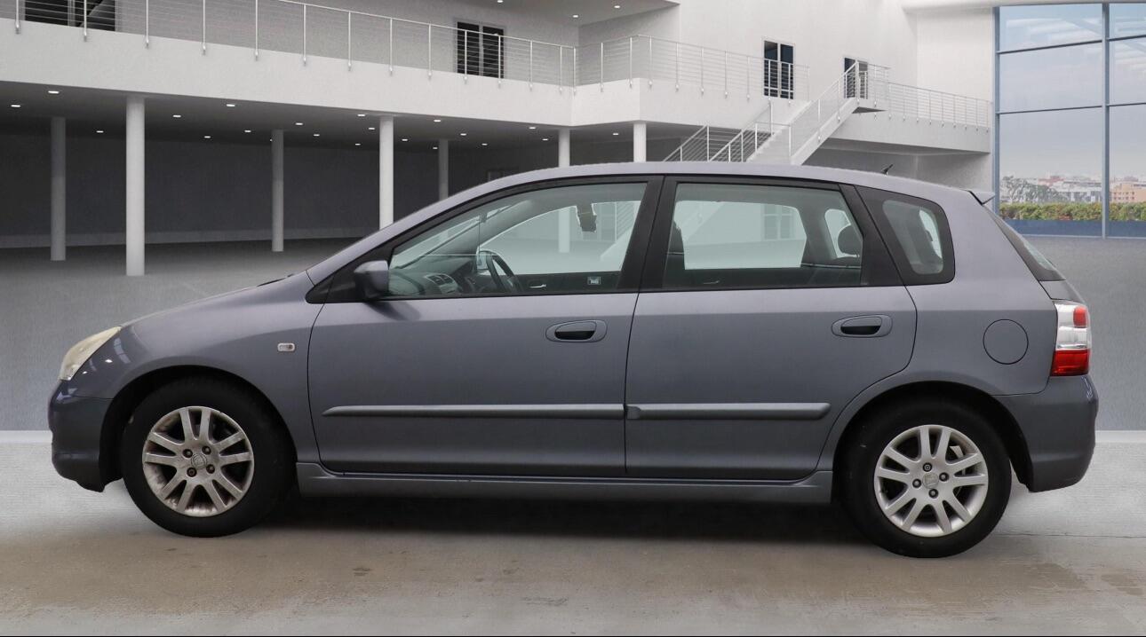 Used Honda Civic for sale - 76537930: Photo 6