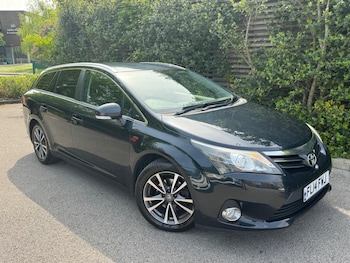 Used Toyota Avensis 2014 for sale - 78442957: Photo