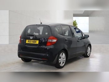 Used Honda Jazz 2011 for sale - 79062123: Photo