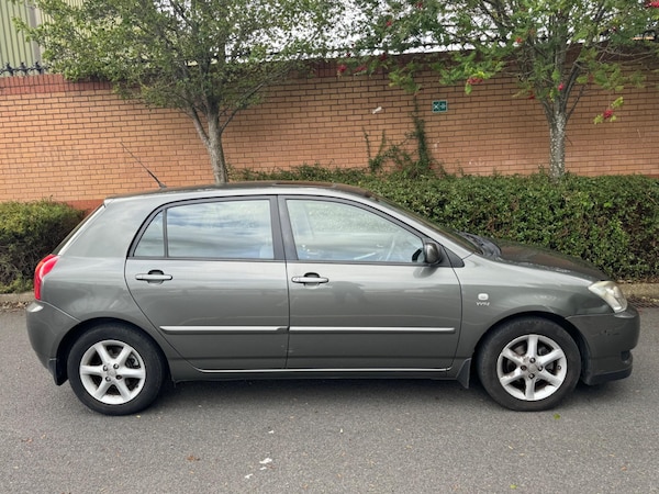 Used Toyota Corolla 2004 for sale - 76109272: Photo 7