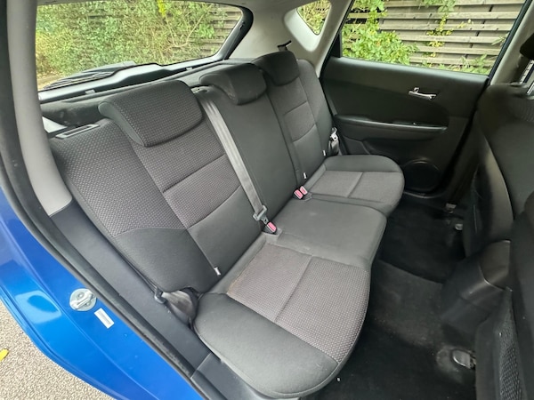 Used Hyundai i30 2010 for sale - 76318210: Photo 14